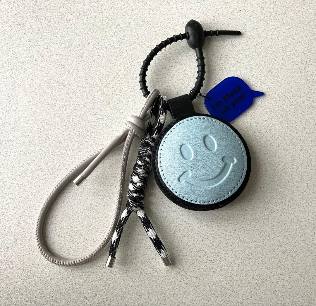 SMILE BLUE