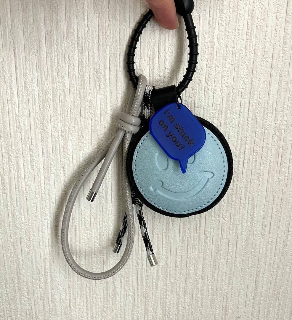 SMILE BLUE — 別角度