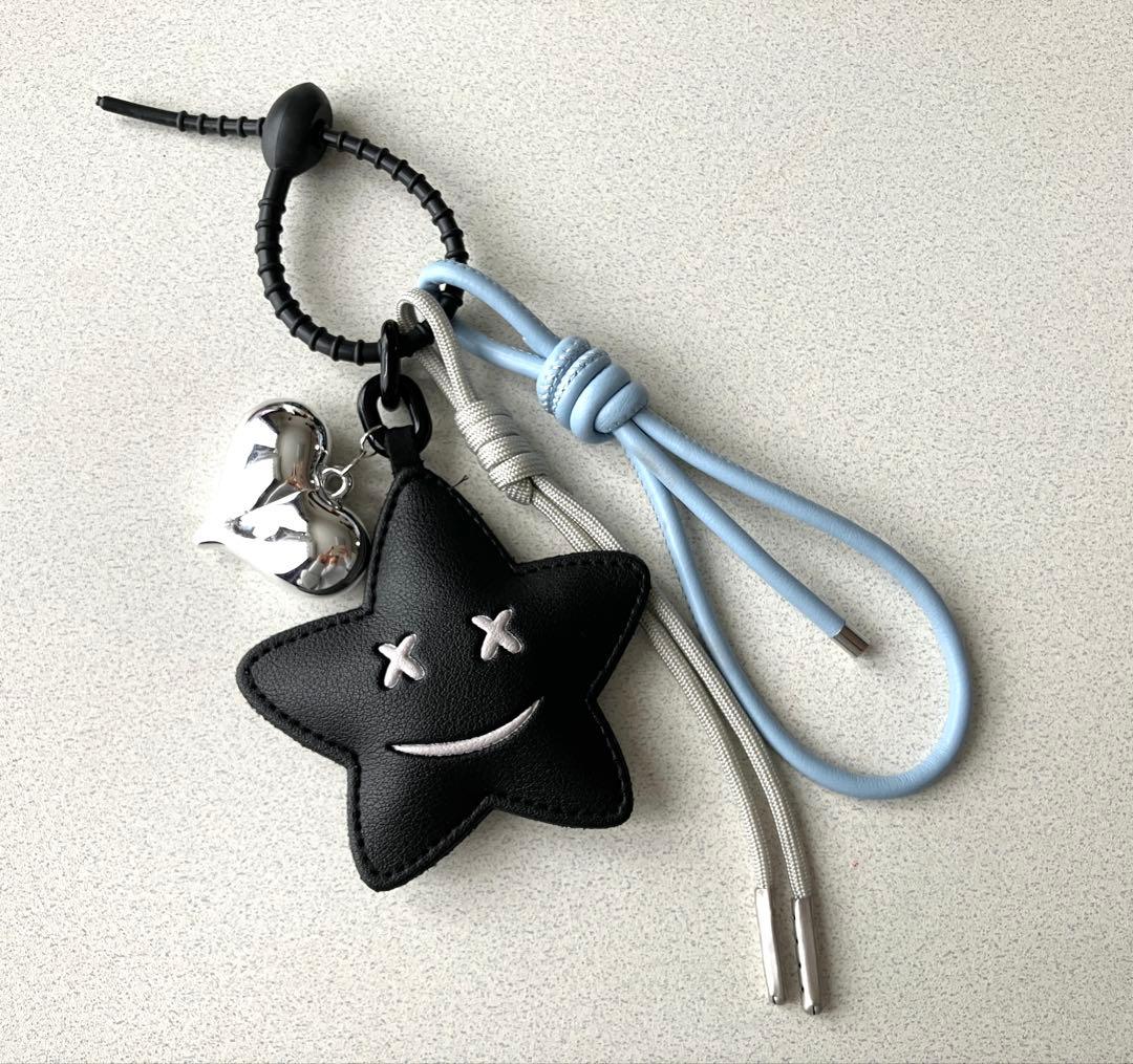 STAR BLACK